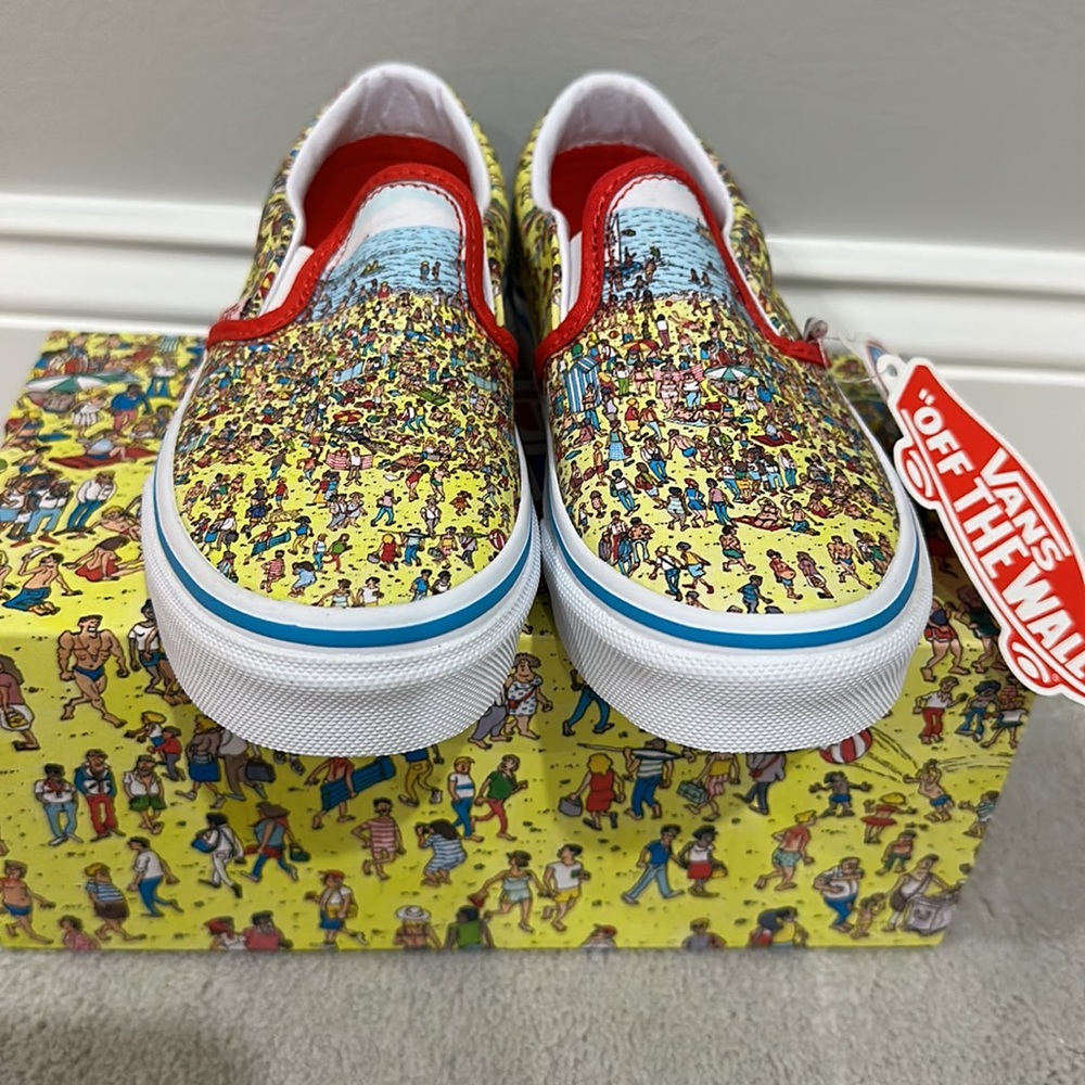 NWT Where’s Waldo Vans - Picture 2 of 5